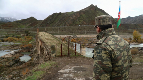أذربيجان تعلن تعرض مواقع عسكرية تابعة لها للقصف وأرمينيا تنفي تنفيذ هجمات