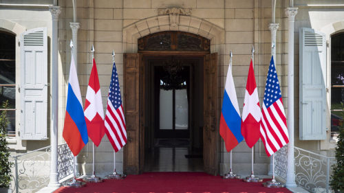 مجموعة من المشرعين الأمريكيين تحث بايدن على التعاون مع روسيا في عدة مجالات