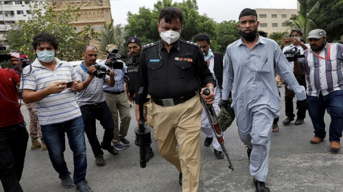 اتهام شرطي باكستاني بقتل رجل تمت تبرئته من التجديف