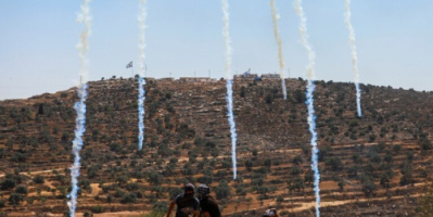 إصابة عشرات الفلسطينيين خلال مواجهات مع الجيش الإسرائيلي بجنوب نابلس