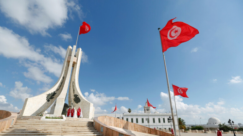 تونس.. الحكم بالسجن لمدير عام سابق للأمن الرئاسي بتهمة "محاولة الاعتداء جنسيا" على شاب
