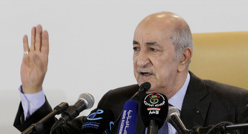 الرئيس الجزائري يأمر بإعادة فرض حظر تجوال لمواجهة ارتفاع إصابات "كورونا