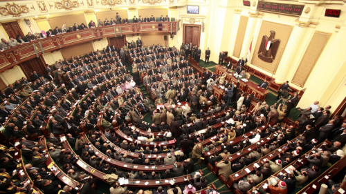 مصر.. البرلمان يعاقب عضوا فيه بـ"اللوم"