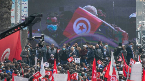 شباب "حركة النهضة" يتهمون قيادة حزبهم بالفشل والتقصير ويطالبون الغنوشي بتغليب مصلحة تونس