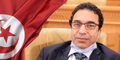 بعد الإفراج عنه.. نائب تونسي يتعرض لمحاولة توقيف جديدة ويعتصم داخل مكتب محاميه