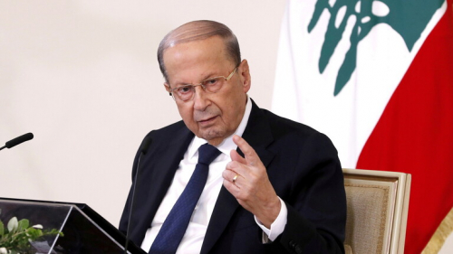 بعد قرار رفع الدعم عن المحروقات.. الرئيس اللبناني يستدعي حاكم المصرف المركزي
