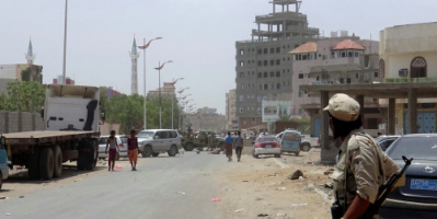 دوي انفجار ضخم شرقي مدينة عدن في اليمن وأنباء عن استهداف قائد شرطة 
