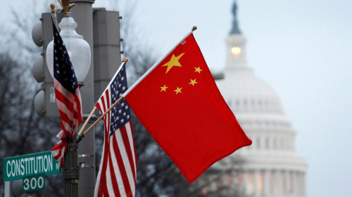 بكين تنتقد واشنطن وتبدي استعدادها لإجراء محادثات معها بشأن أفغانستان