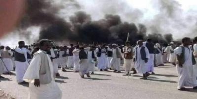 السودان.. محتجون يعزلون الخرطوم عن موانئ البلاد