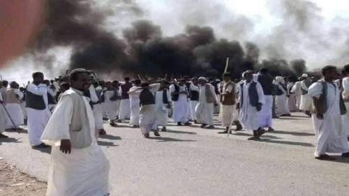 السودان.. محتجون يعزلون الخرطوم عن موانئ البلاد