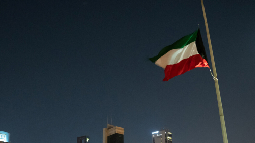الكويت تستدعي القائم بالأعمال اللبناني لديها احتجاجا على تصريحات جورج قرداحي