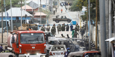 وسائل إعلام صومالية: هجوم بسيارة مفخخة يستهدف قافلة تابعة لقوات الاتحاد الإفريقي في مقديشو