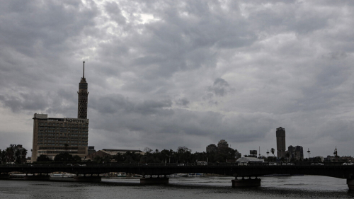 مصر.. تفاصيل جديدة في قضية تعري سيدة في الشرفة بعد صراخ الجيران