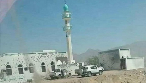 قصف بيوت الله.. إرهاب حوثي يطارد المصلين باليمن