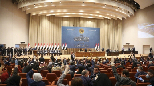 البرلمان العراقي يقرر استدعاء السفير الإيراني بشأن القصف الذي استهدف أربيل