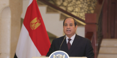 الرئيس السيسي يترأس اجتماع المجلس الأعلى للقوات المسلحة غداة الهجوم الإرهابي في سيناء