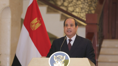 الرئيس السيسي يترأس اجتماع المجلس الأعلى للقوات المسلحة غداة الهجوم الإرهابي في سيناء