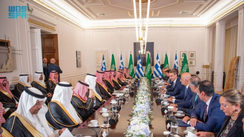 السعودية واليونان تؤكدان تعزيز تعاونهما في مجال الدفاع والأمن