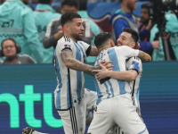 الأرجنتين تتوج بكأس العالم 2022 بعد فوزها على فرنسا بركلات الترجيح