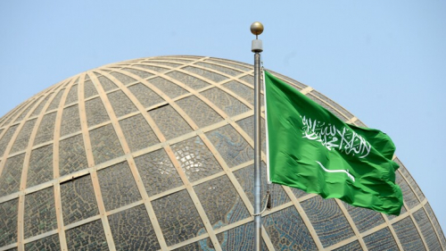 السعودية..القبض على امرأة ظهرت بمحتوى مرئي "مخل" و 3 رجال بينهم أجنبي