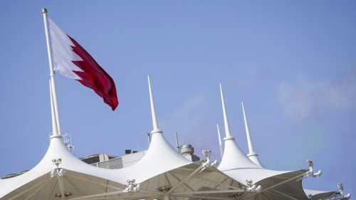 18 متهما.. شبكة إجرامية في البحرين تحت المحاكمة الجنائية