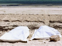 البحر يلفظ 11 جثة لمهاجرين على سواحل صفاقس التونسية