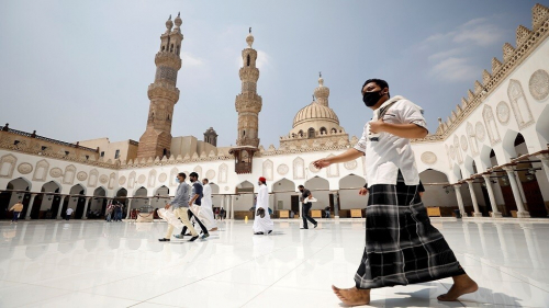 مصر.. دعوات لمقاطعة "الصلاة على النبي" بعد صلاة الجمعة وهيئة كبار العلماء ترد