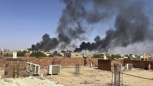 طرفا النزاع في السودان يتبادلان الاتهامات بانتهاك وقف إطلاق النار