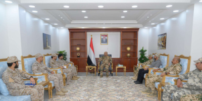 طارق صالح يبحث مع وفد عسكري سعودي تعزيز دور القوات البحرية اليمنية