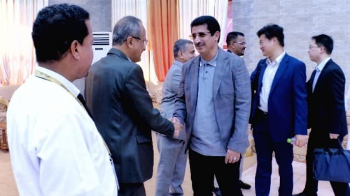 أمين عام محلي حضرموت يستقبل القائم بأعمال السفارة الصينية لدى اليمن