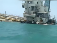 "إمبراطور النفط يغرق عدن في بحر أسود: 12 سفينة موقوتة لأحمد العيسي تهدد بكارثة بيئية"