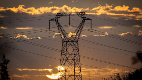  صدمة في مصر: انقطاع الكهرباء لساعة إضافية بسبب أعمال صيانة!