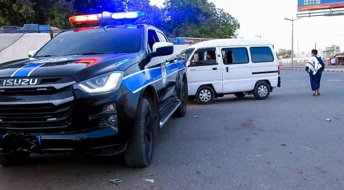 تنفيذًا للخطة الأمنية: قوات الطوارئ والدعم الأمني تنفذ انتشارًا واسعًا لتأمين وتنظيم احتفالات عيد الأضحى في عدن