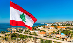 واشنطن تأمر بإجلاء موظفيها غير الأساسيين وعائلاتهم من لبنان بسبب تصاعد التوتر الإقليمي