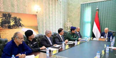 خيانة وتخابر مع الحوثي.. الرئاسة اليمنية تتهم "أمجد خالد" بإدارة خلية اغتالت مسؤولاً أممياً وسعت لإسقاط مدن من الداخل