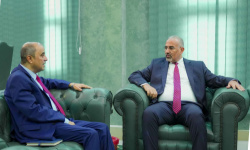 في لقاء غلب عليه طابع التحذير.. الزُبيدي لرئيس الوزراء: أي تباطؤ حكومي غير مقبول
