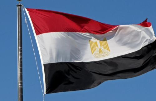 في قلب اللهيب: مصر ترسل يدا العون الجوية إلى قبرص لمواجهة حرائق نهاية العالم