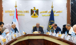 صدمة سياسية: الانتقالي يتهم رئيسه الزبيدي ضمنياً بالفشل في حضرموت