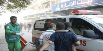 لم يعد هناك مكان لإنقاذهم.. أطباء غزة يواجهون الموت والمرضى يفيضون عن أسرة المستشفيات