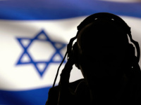 الـFBI تعتقل خبير القبة الإلكترونية الإسرائيلي: هكذا تحوّل من حامي الفضاء السيبراني إلى متهم باستدراج قاصرين