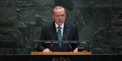 بعد أشهر من المواقف الحادة.. أردوغان يجلس مع رعاة "اتفاق غزة" في شرم الشيخ