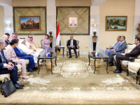 اجتماع رفيع في الرياض.. بن بريك يطرح خطة إنقاذ الاقتصاد اليمني أمام سفراء الدول الخمس