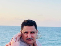 النيابة أفرجت عنه والسلطات تبقيه معتقلاً... أسرة الشيخ عصام هزاع تطلق نداءً عاجلًا لإنقاذ حياته بعد تدهور صحته في السجن