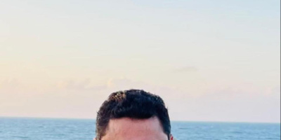 النيابة أفرجت عنه والسلطات تبقيه معتقلاً... أسرة الشيخ عصام هزاع تطلق نداءً عاجلًا لإنقاذ حياته بعد تدهور صحته في السجن