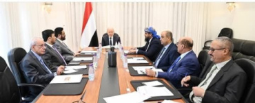 «لا جبايات بعد اليوم».. مجلس القيادة الرئاسي يفرض التحصيل الإلكتروني على المحافظين 