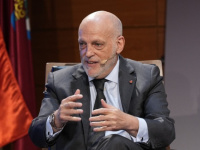 غلطة بـ 100 مليون يورو.. تيباس يدفع ثمن «لسانه» غالياً