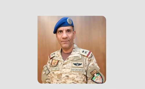 التحالف يعلن قصف وتدمير شحنة أسلحة وعربات قتالية في ميناء المكلا وصلت عبر سفن قادمة من الإمارات