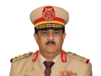 وزير الدفاع يبارك دعوة الرئيس العليمي لعقد حوار جنوبي شامل برعاية سعودية في الرياض