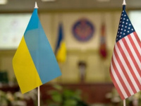 تريد بيع الحلفاء.. كيف تحولت رغبة ترامب في شراء غرينلاند إلى كابوس يطارد زيلينسكي؟