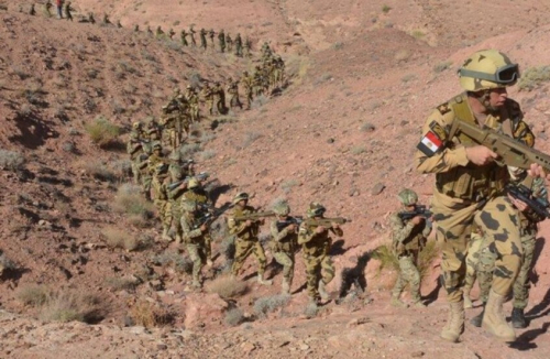 البرلمان المصري يوافق على تشديد عقوبات التخلف عن الخدمة العسكرية والاستدعاء للاحتياط